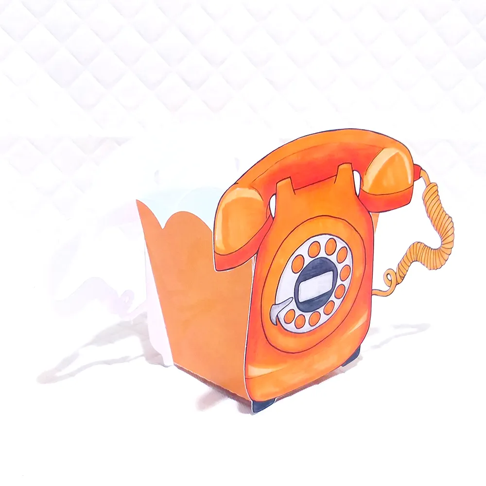 Quinto e último modelo de gabarito para personalizado decorativo de festa Anos 80 com estampas de vinil de música, encaixes perfeitos e linhas de contorno totalmente limpas para recorte.