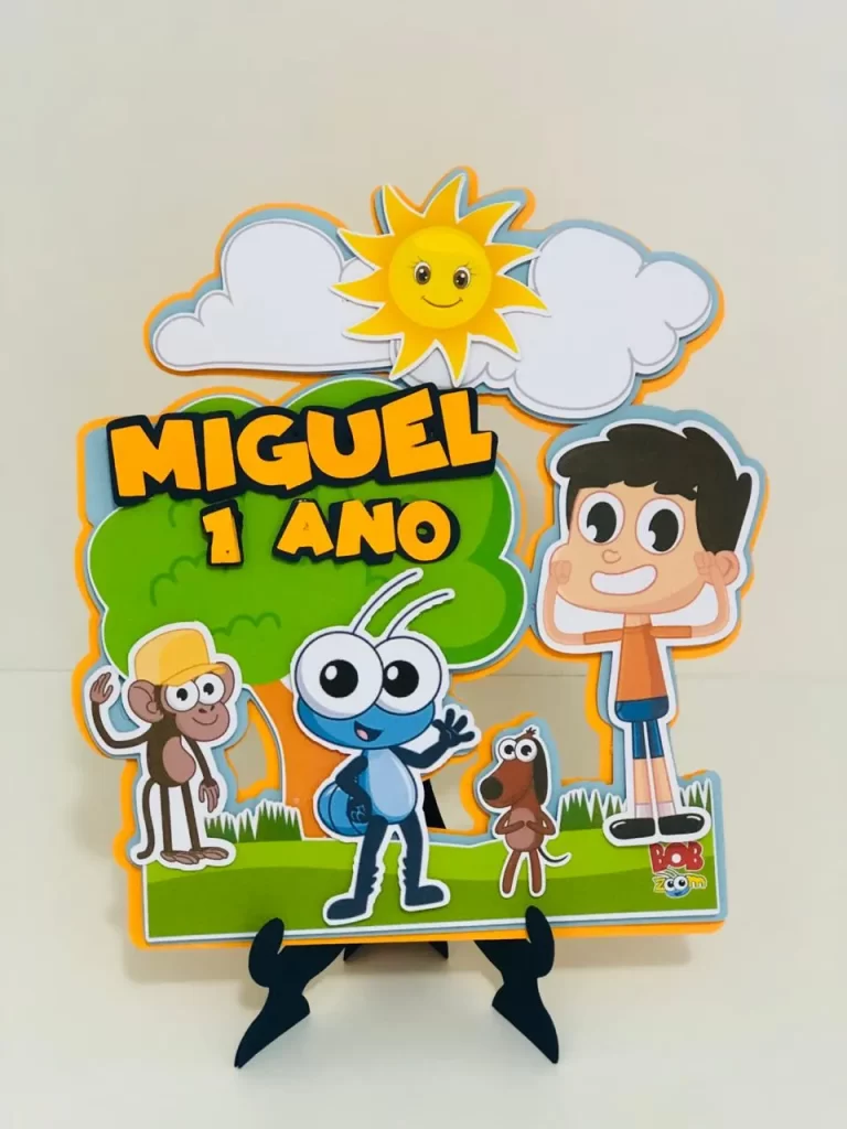 Gabarito digital de caixinha e personalizados da formiguinha Bob Zoom, apresentando linhas estruturadas para montagem, vincos precisos e contornos totalmente limpos em arquivo digital de corte.