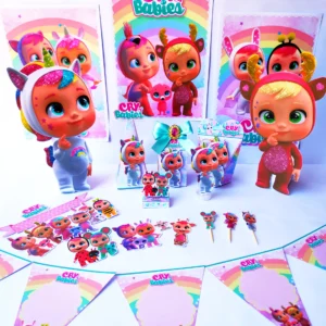 Decoração de festa infantil tema Cry Babies com topper de bolo personalizado em arquivo de corte.