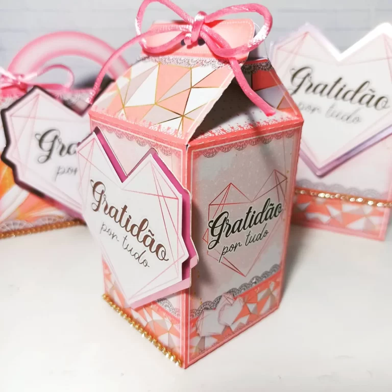 Moldes digitais em alta resolução com a escrita Gratidão para papelaria personalizada e decoração.