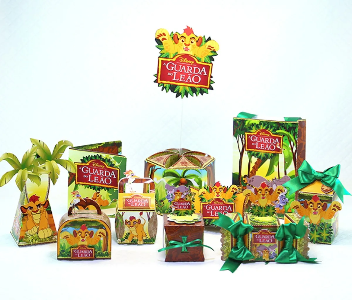 Kit de papelaria personalizada A Guarda do Leão com personagens Kion, Bunga e Fuli para recorte digital em camadas.