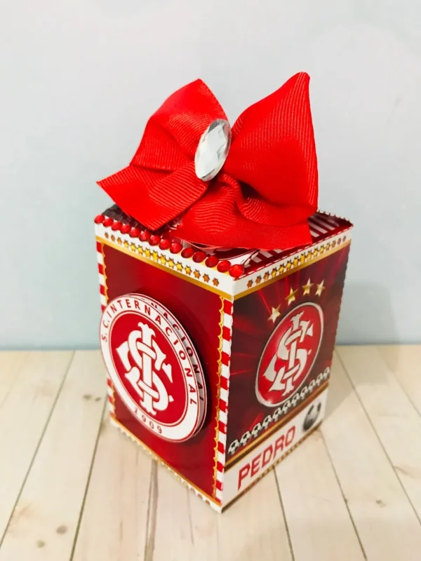 Moldes digitais em alta resolução para papelaria e decoração com tema Internacional.