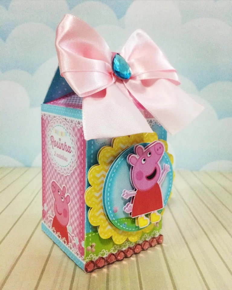 Caixinhas personalizadas da Peppa Pig prontas para recorte nos formatos Silhouette Studio e PDF.