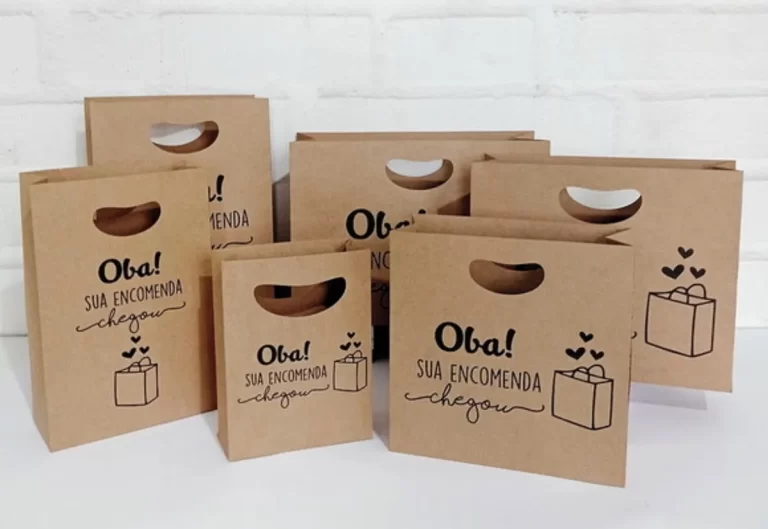 Molde limpo de sacola de papel com recorte vazado em formato oval na parte superior servindo como alça embutida, exibindo abas laterais estruturadas para montagem em arquivo digital de corte.
