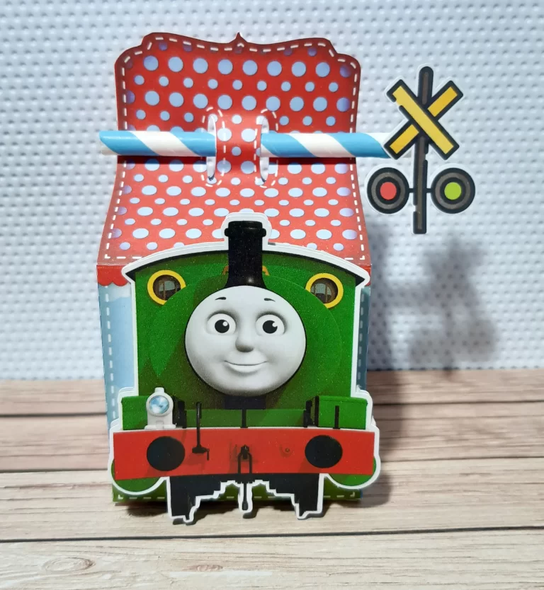 Topper de bolo de trenzinho para decoração de festas com o tema Thomas em Studio e PDF.