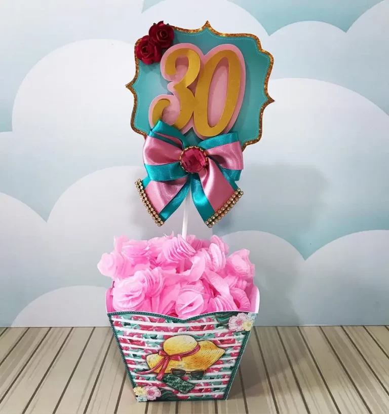 Moldes práticos de scrapfesta para lembrancinhas de 30 anos em formato Studio e PDF.