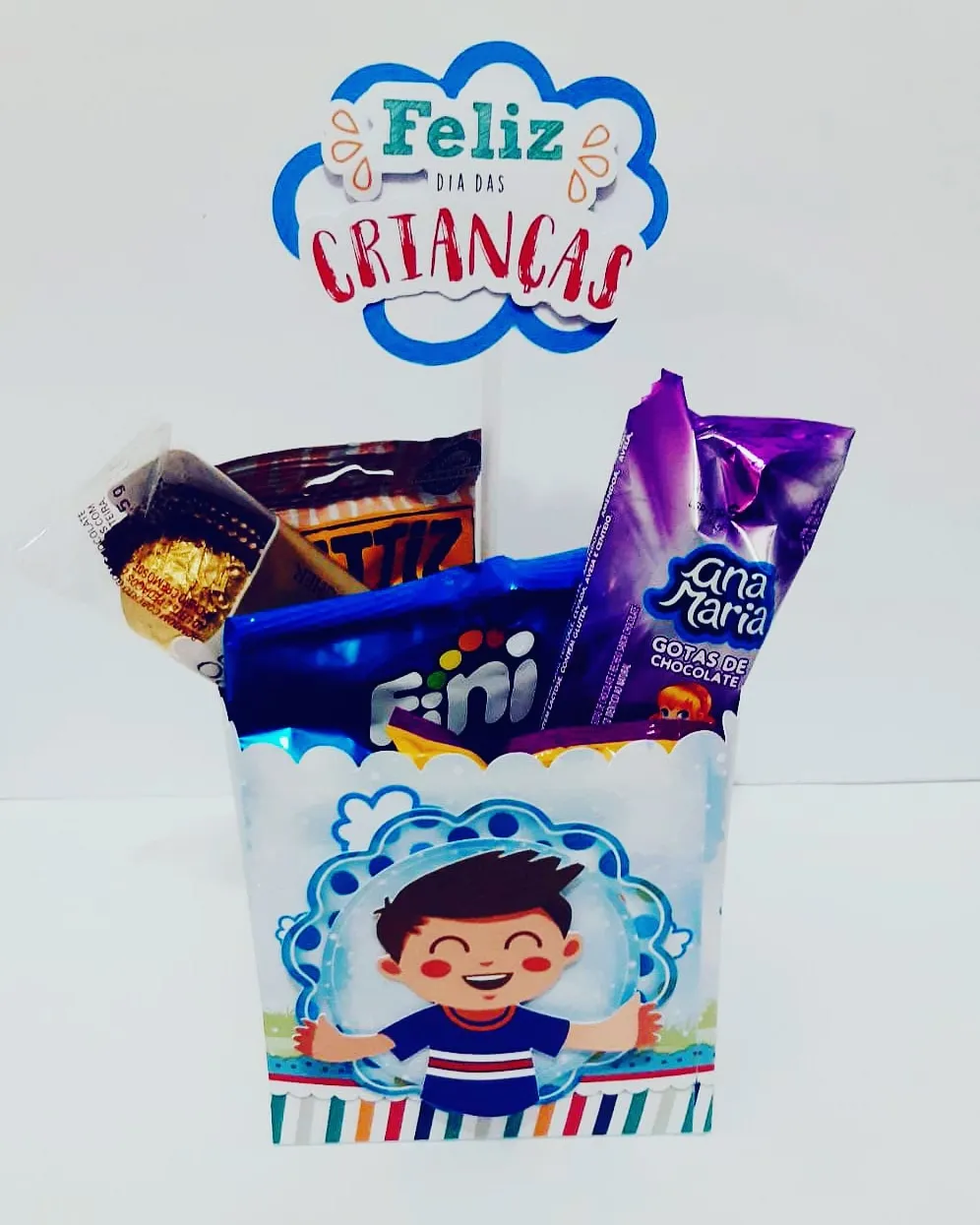 Arquivo digital para imprimir e cortar em casa decoração de festa e topper Dia das Crianças.