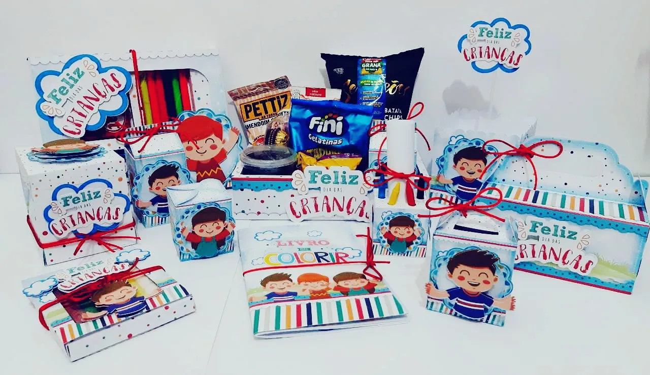Kit de personalizados e topper para decoração de festa infantil tema Dia das Crianças em arquivo digital.