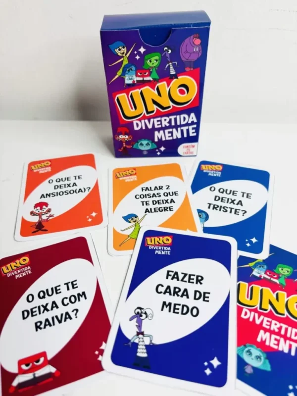 Cartas do jogo de baralho Uno personalizadas com o tema do filme Divertidamente para imprimir.