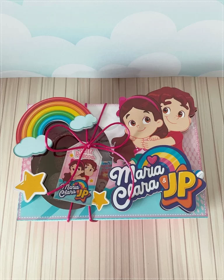 Moldes de caixas e embalagens decoradas de Páscoa dos irmãos Maria Clara e JP nos formatos Studio, PNG e PDF.