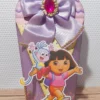 Enfeite de mesa personalizado da Dora Aventureira nos formatos Silhouette Studio e PDF.