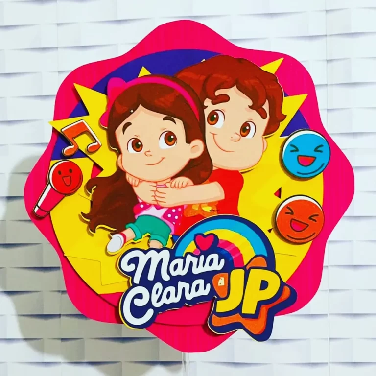 Cachepô decorativo e tags de Maria Clara e JP para mesa nos formatos Studio e PDF.