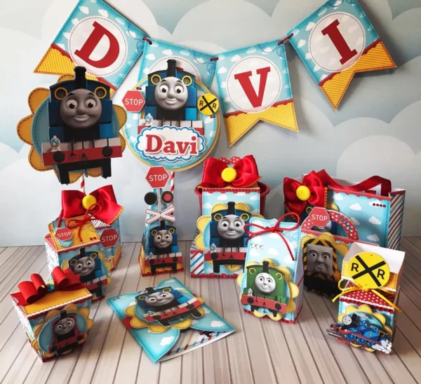 Centro de mesa em camadas 3D do trenzinho Thomas para decoração de festa infantil em arquivo digital de corte.