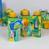 Topper de bolo e elementos decorativos de futebol com a bandeira do Brasil, bola e troféu em camadas tridimensionais para decoração de festa em arquivo digital de corte.