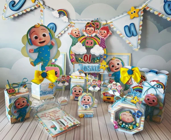 Kit digital de personalizados infantis para Decoração Tema Cocomelon em Studio e PDF.