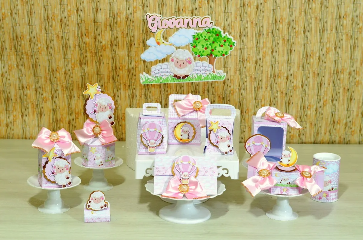 Projeto digital de personalizados no tema Ovelhinha Menina configurado para o programa Silhouette Studio.