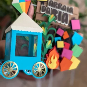 Gabarito digital de topo de bolo temático de festa junina com bandeirolas coloridas, fogueira estilizada, milho verde e chapéu de palha, exibindo as linhas estruturadas de contorno e camadas para recorte na Silhouette.