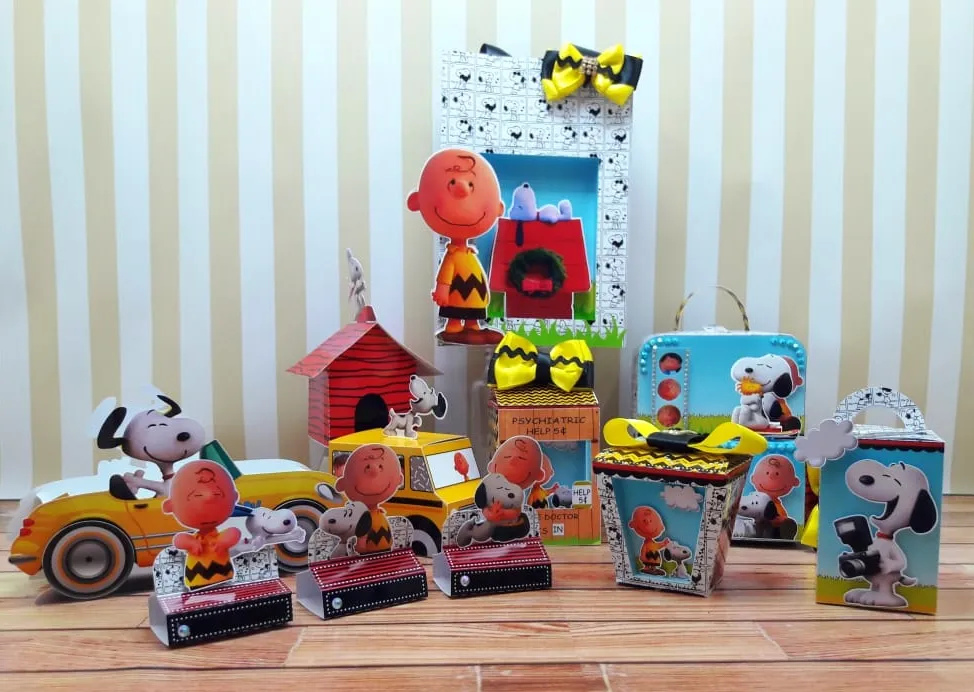 Caixinhas personalizadas do Snoopy prontas para recorte nos formatos Studio e PDF.