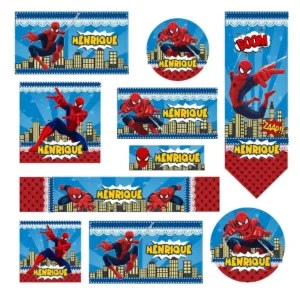 Gabarito digital de rótulo adesivo escolar personalizado com o herói Homem Aranha em pose de ação soltando teias, cercado por texturas de teias e fundo urbano, exibindo linhas de contorno precisas para recorte.