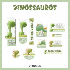 Conjunto de rótulos adesivos escolares em tamanhos variados com dinossauros fofos e coloridos, como um tiranossauro rex e um tricerátops, sobre um fundo dinâmico em tons de verde e terra com folhagens tropicais e pegadas, exibindo linhas de contorno em arquivo digital de corte.