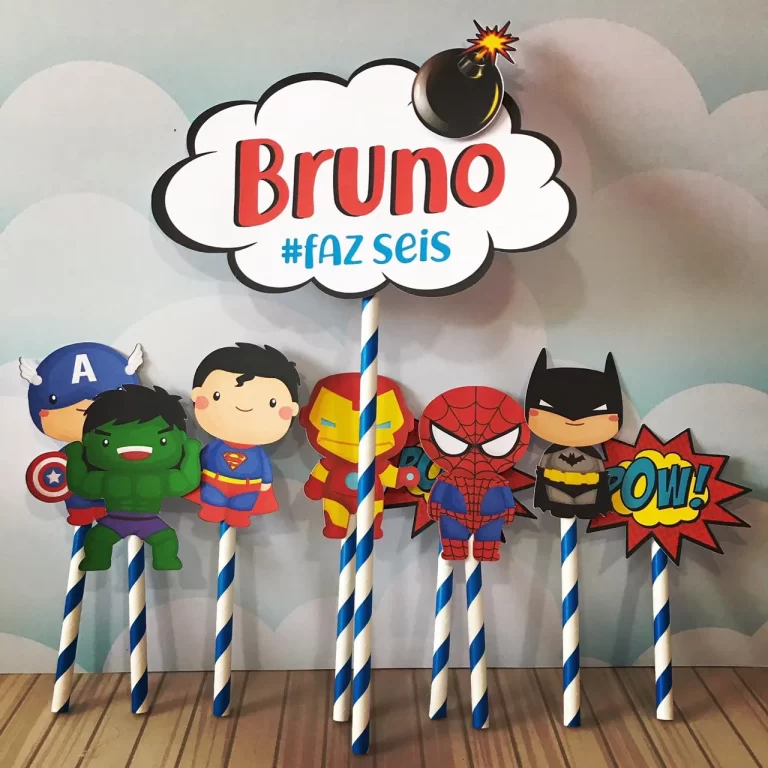 Moldes práticos de scrapfesta para lembrancinhas de Super-Heróis em formato Studio e PDF.