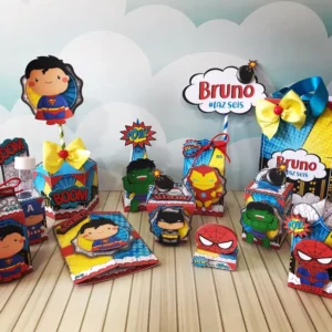Kit digital de personalizados infantis para decoração de Festa Tema Super-Heróis em Studio e PDF.