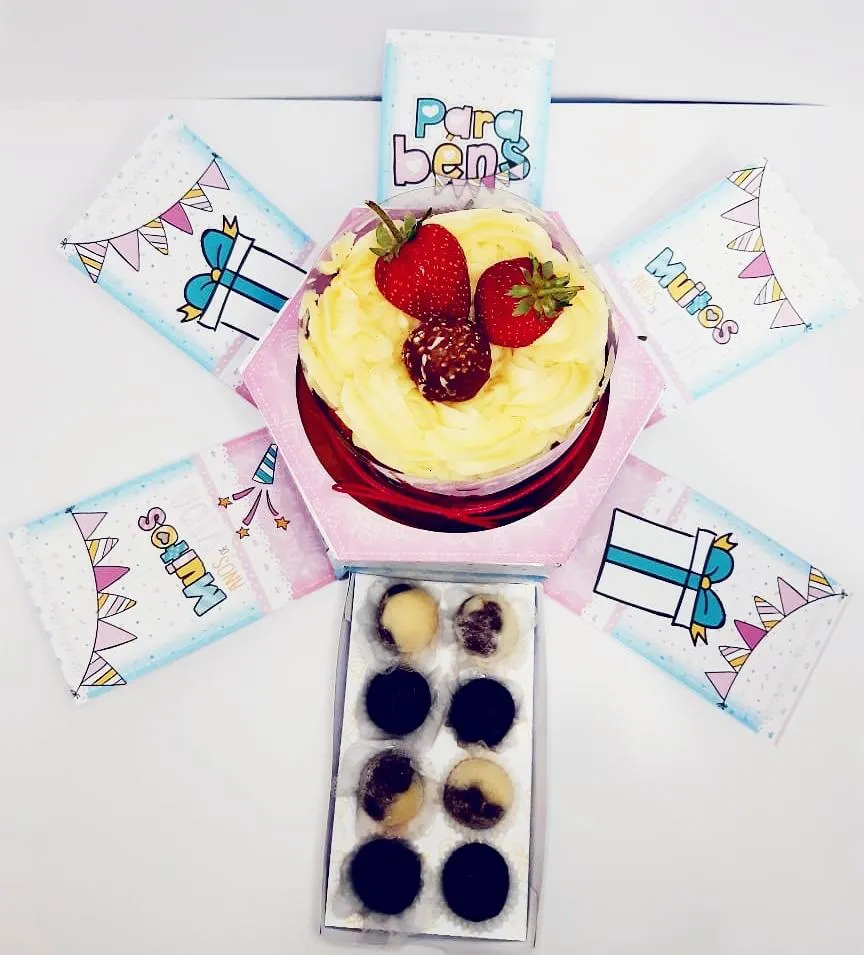 Caixas personalizadas para presente de aniversário prontas para recorte em Studio e PDF.