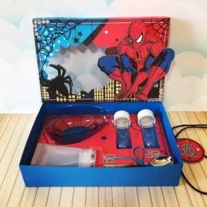 Maleta de papelaria personalizada do kit mini confeiteiro com o Homem-Aranha e teias estruturadas em camadas tridimensionais para lembrancinha de festa infantil em arquivo digital de corte.