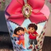 Moldes práticos de scrapfesta para lembrancinhas da Dora Aventureira em Studio e PDF.