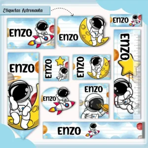 Conjunto de rótulos adesivos escolares em tamanhos variados com um pequeno astronauta flutuando no espaço sideral ao lado de um foguete, cercado por estrelas brilhantes, planetas coloridos e a lua sobre um fundo cósmico em tons de azul-marinho e roxo, exibindo linhas de contorno em arquivo digital de corte.