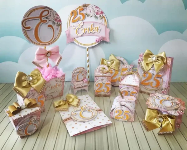 Arquivo de corte digital de topo de bolo de aniversário com o tema Flores Rosas, apresentando uma composição de rosas clássicas em tons de rosa chá, botões e folhagens delicadas, organizados em camadas prontas para recorte tridimensional nos formatos Studio, PNG e PDF.