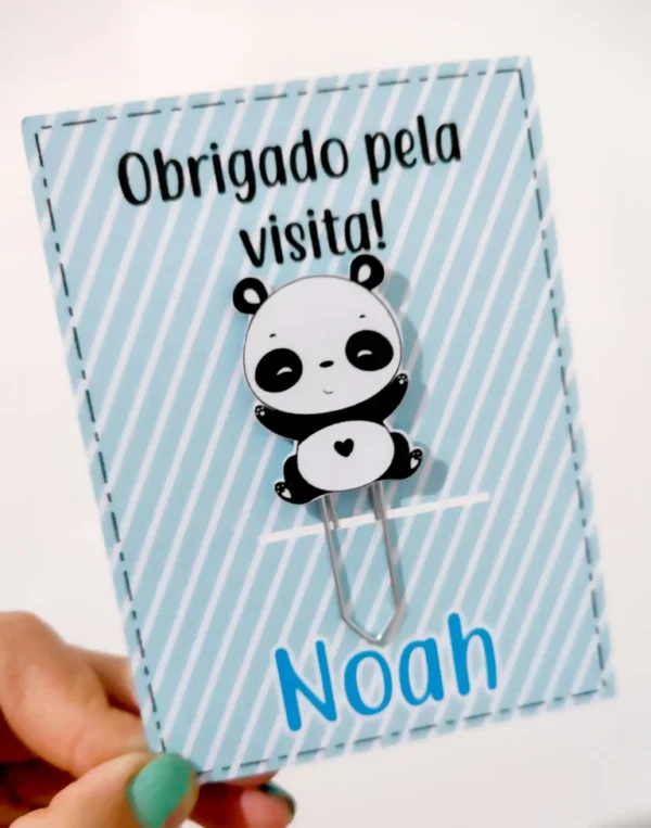 Elementos decorativos de maternidade com temática de urso panda em tons suaves. Arquivo de corte digital configurado para o software Silhouette Studio.