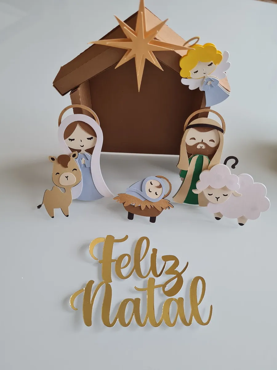 Topper de bolo personalizado com cena do presépio de Natal e Sagrada Família. Arquivo de corte digital para Silhouette Studio para decoração de festa.