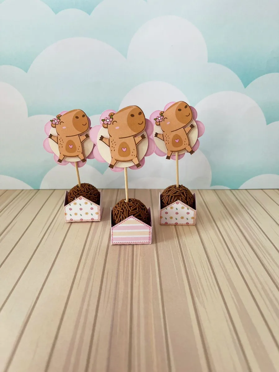 Lembrancinha de aniversário infantil com estampa de capivara. Arquivo de corte digital para Silhouette Studio e arquivos em PDF e imagem PNG.