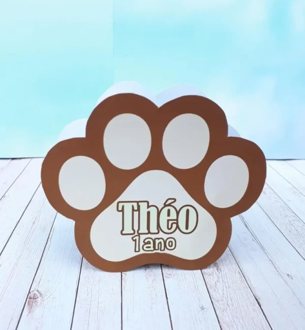 Arte digital para caixas de doces de aniversário infantil com ilustrações de cachorrinhos. Arquivo digital para corte em Silhouette Studio e PDF.