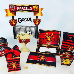 Arquivo de corte digital do tema Sport Club do Recife nos formatos Studio e PDF, exibindo o escudo clássico do leão, faixas pretas e vermelhas e estrelas douradas dispostas em camadas para montagem de topo de bolo tridimensional.