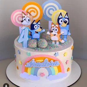 Topper de bolo infantil do desenho Bluey. Arquivo de corte digital exclusivo para Silhouette Studio, ideal para decoração de festa de aniversário.