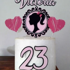 Topper de bolo personalizado no tema Barbie de cor de rosa. Arquivo de corte digital exclusivo para Silhouette Studio para decoração de festa.