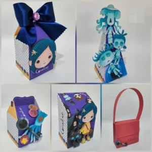 Lembrancinha personalizada de aniversário com a personagem Coraline e a chave dos botões em relevo. Arquivo de corte digital em Studio e PDF.