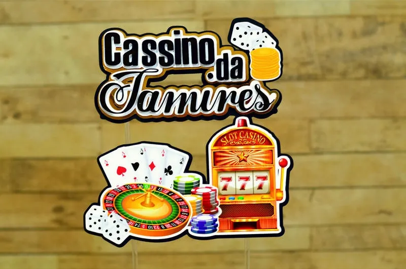 Caixas personalizadas em camadas com fichas de poker, naipes de baralho e letreiro luminoso de cassino. Arquivo digital de corte em Studio e PDF.