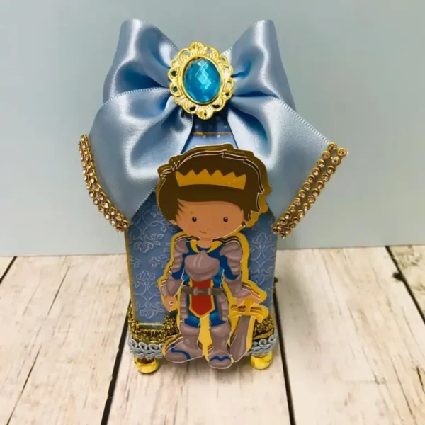 Kit de decoração tema Realeza Menino nos formatos Studio e PDF com detalhes em alta resolução para cortar e montar.