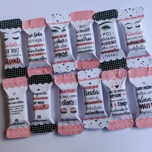 Rótulo de bala personalizado com temática de estética e sobrancelhas. Arquivo de corte digital em alta resolução nas extensões PDF e imagem PNG.