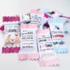 Miolo e moldes digitais de embalagem para bala de iogurte com tema de salão de beleza e manicure, mostrando padrões de esmaltes coloridos e fundos em tons pastéis prontos para imprimir.