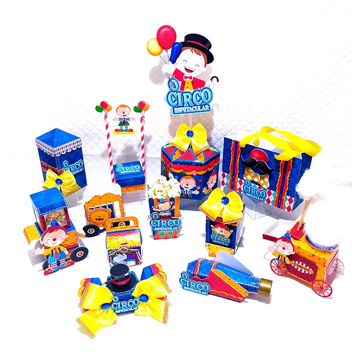 Kit de recortes e artes para festa do tema circo menino. Arquivo digital de corte em formatos Silhouette Studio e arquivos de fácil impressão em PDF.