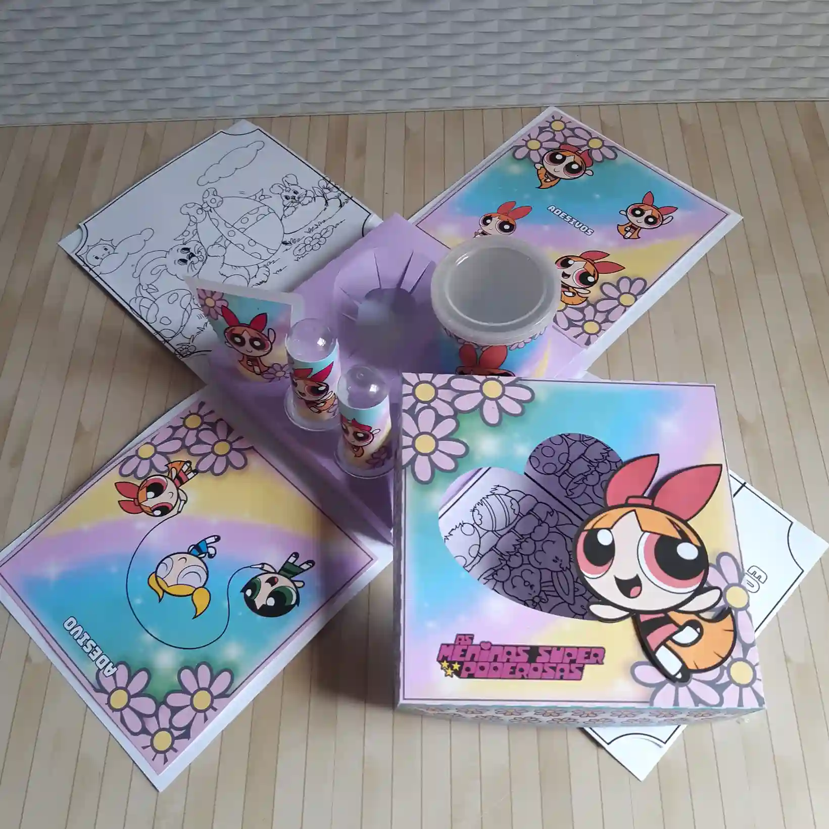 Caixinhas de papelaria personalizada para festas com tema florzinha mini confeiteiro arquivo digital de corte para silhouette