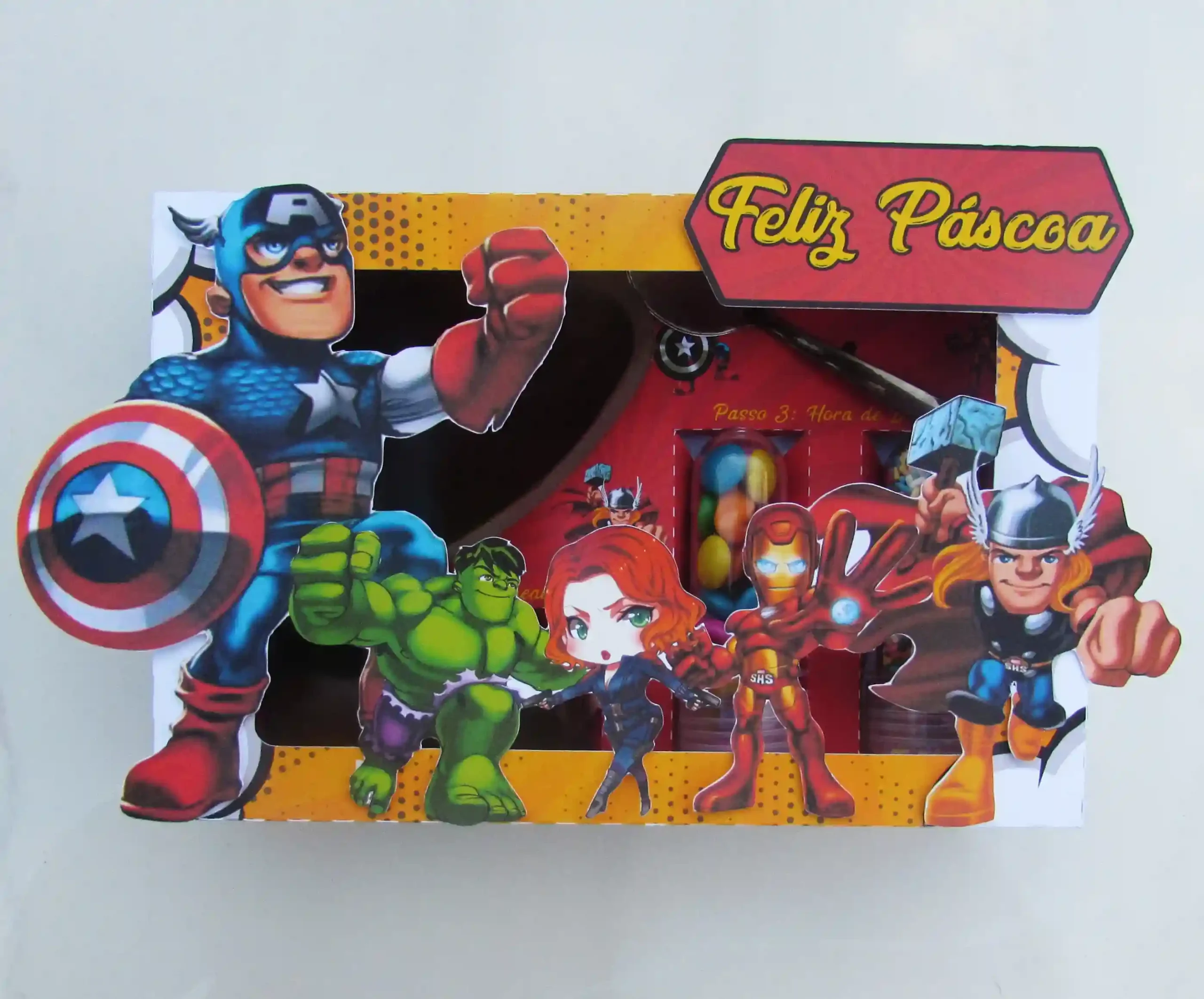 Elementos decorativos de Páscoa com os heróis da Marvel e símbolos em camadas. Arquivo de corte digital nas extensões PDF e Silhouette Studio.