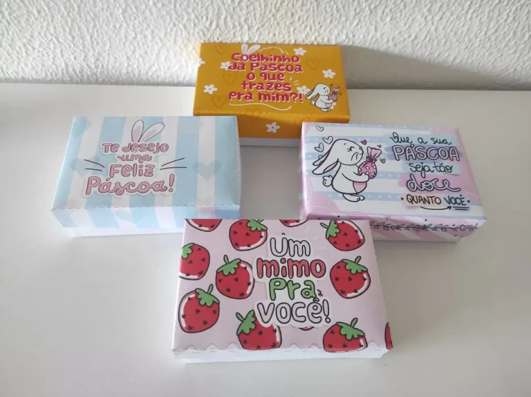 Arte digital para caixinhas de doces e chocolates de Páscoa com ilustrações de coelhinhos no jardim. Arquivo digital para corte em Studio e PDF.