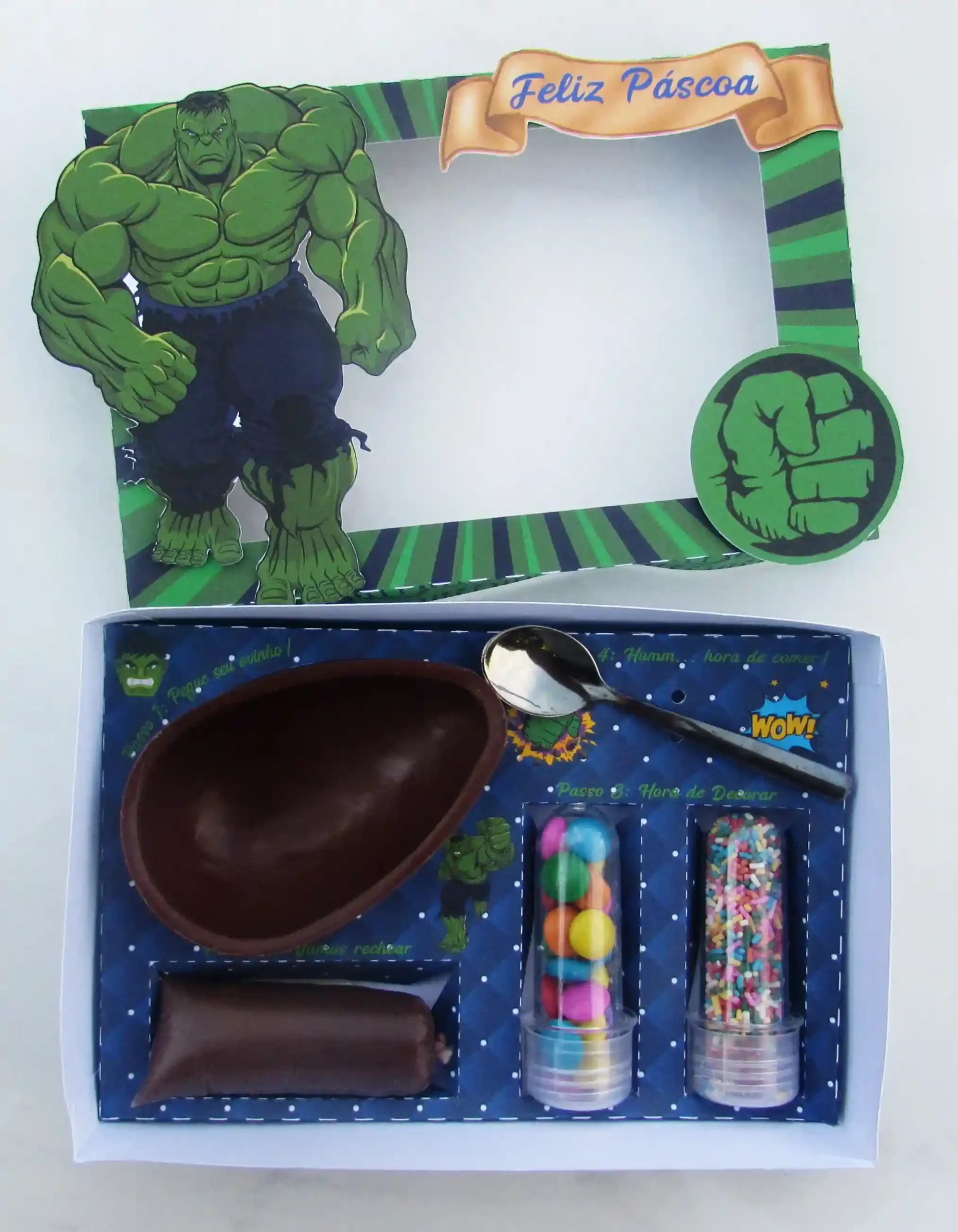 Elementos decorativos de Páscoa infantil com temática do incrível Hulk na cor verde. Arquivo de corte digital nas extensões PDF e Silhouette Studio.