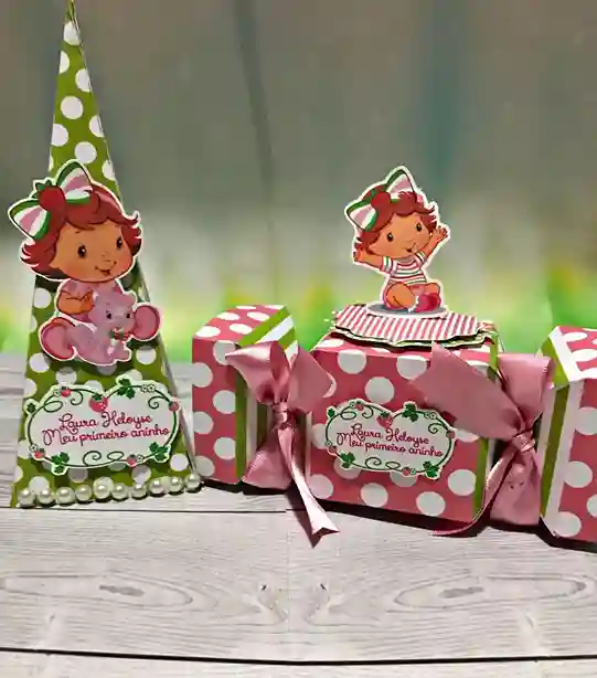 Arquivo digital tema Moranguinho em Studio para topo de bolo e decoração de aniversário