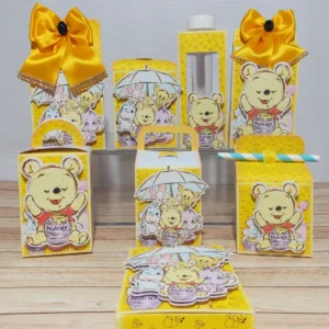 Arquivo digital topo de bolo Ursinho Pooh em Studio e PDF para festa de aniversário
